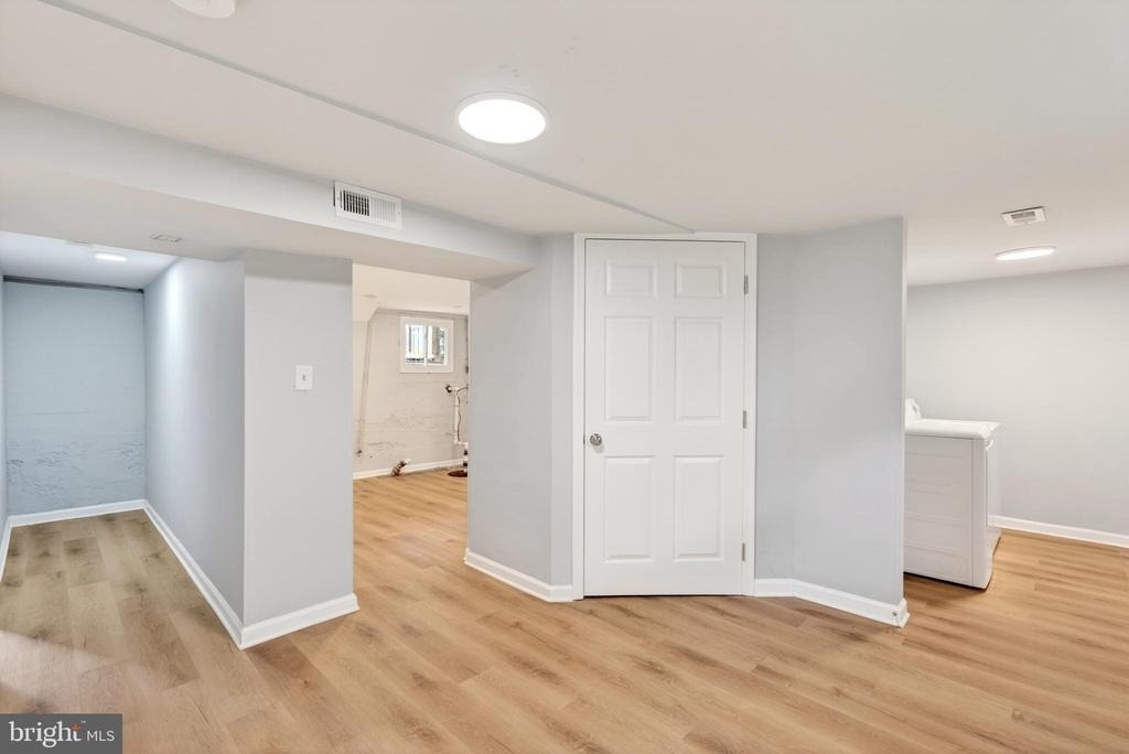 29 Elm Avenue W - Photo 19