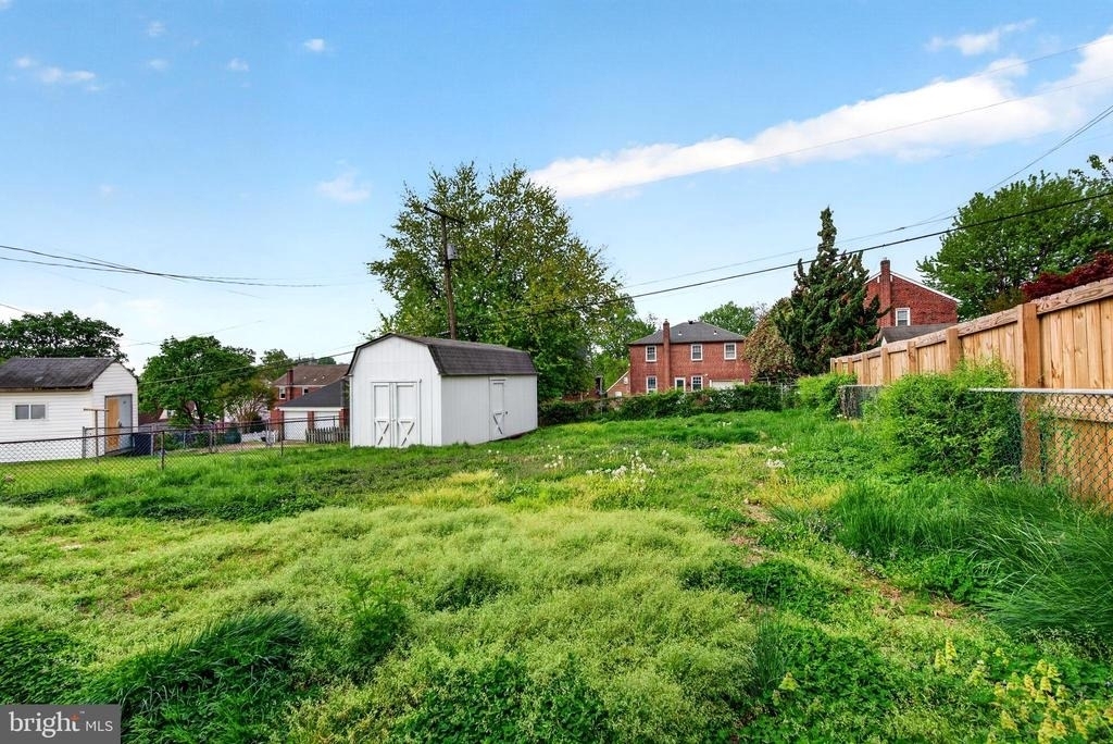 29 Elm Avenue W - Photo 30