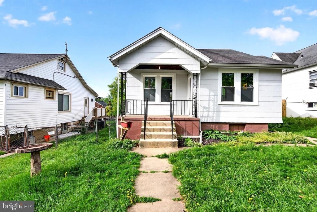 29 Elm Avenue W - Photo 32
