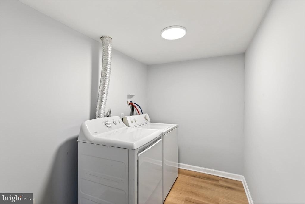 29 Elm Avenue W - Photo 8
