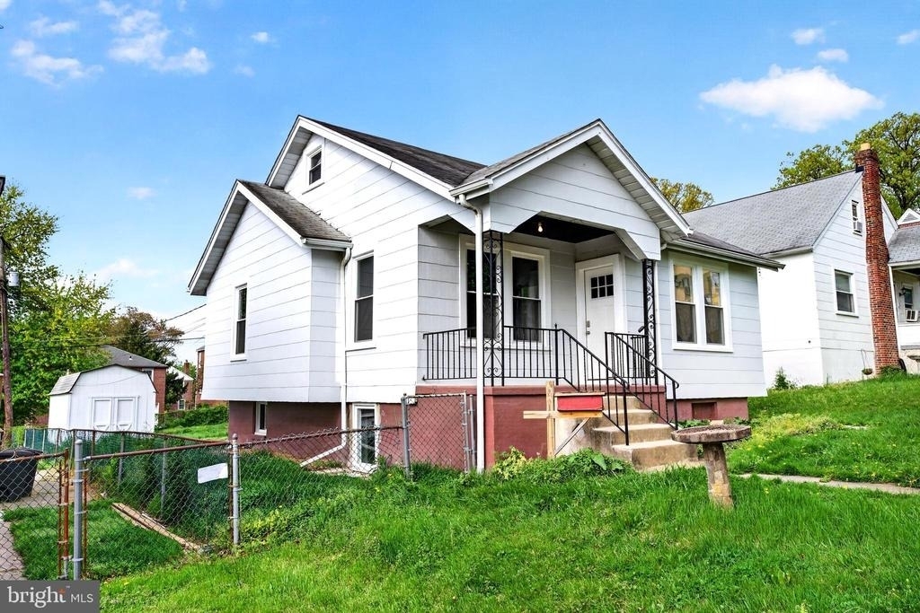 29 Elm Avenue W - Photo 33