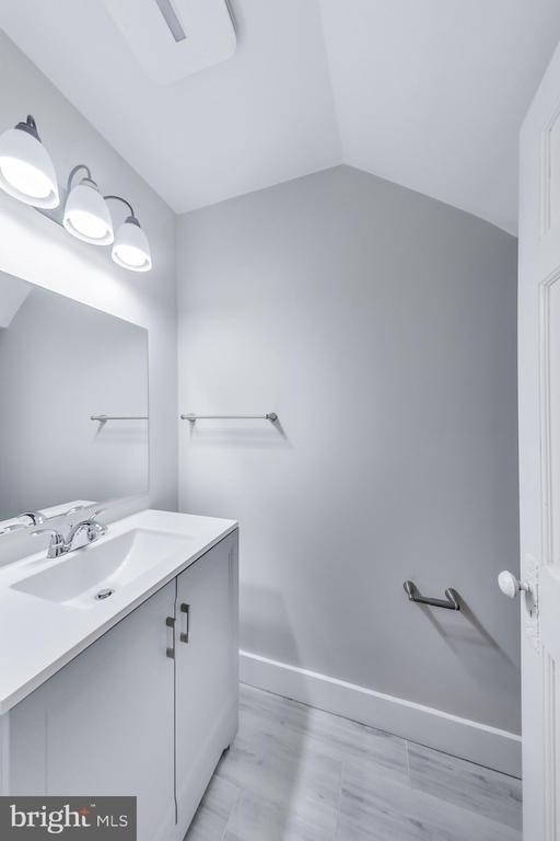 2312 Eutaw Place - Photo 18