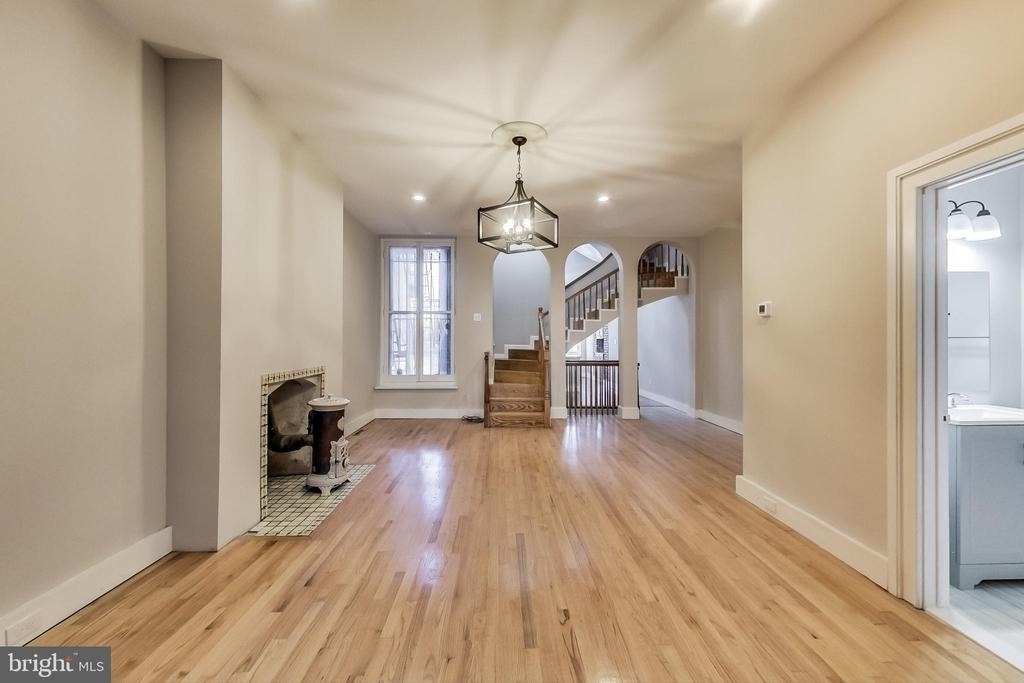 2312 Eutaw Place - Photo 9