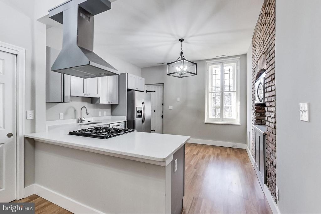 2312 Eutaw Place - Photo 10