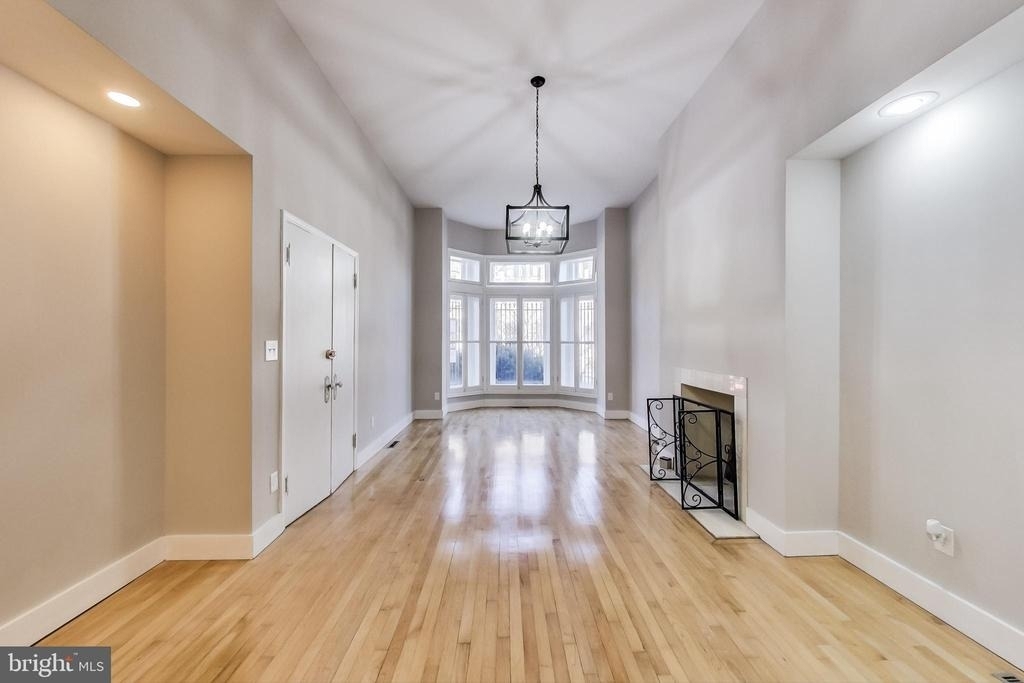 2312 Eutaw Place - Photo 6