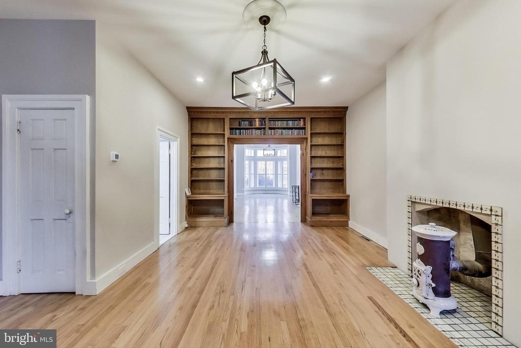 2312 Eutaw Place - Photo 12