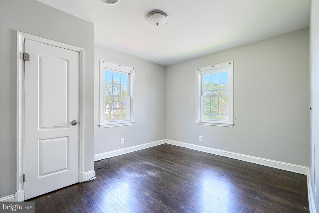 4010 Fernhill Avenue - Photo 5