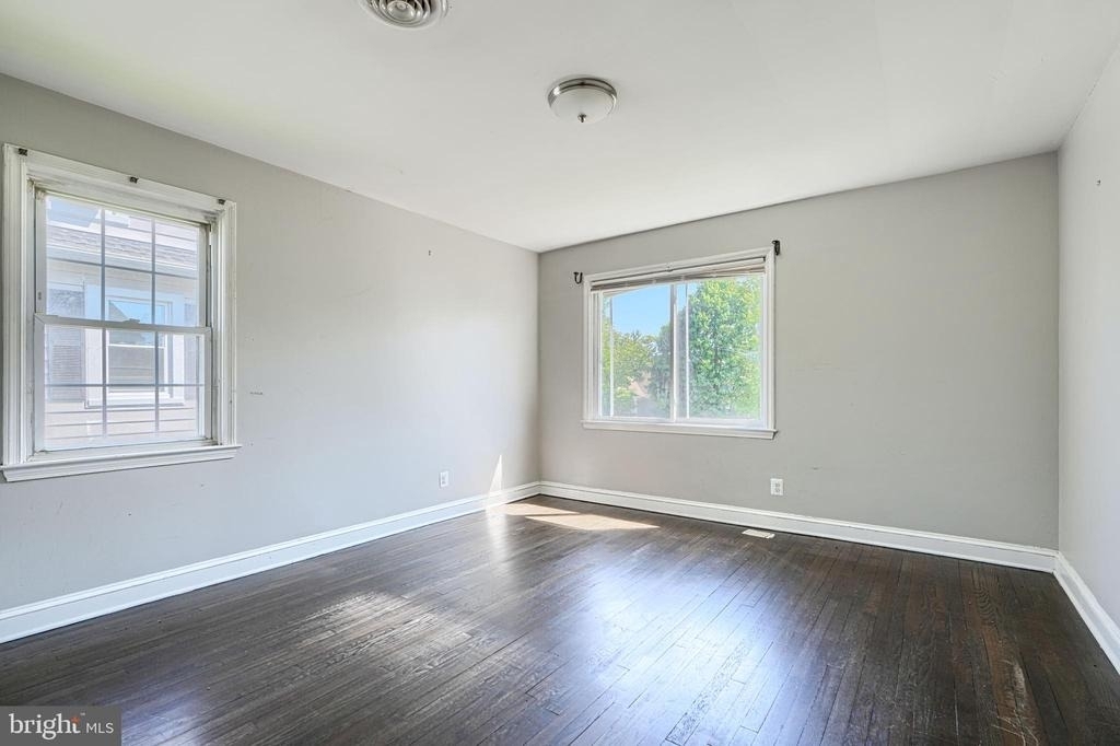 4010 Fernhill Avenue - Photo 8