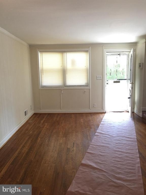 1216 N Augusta Avenue - Photo 1