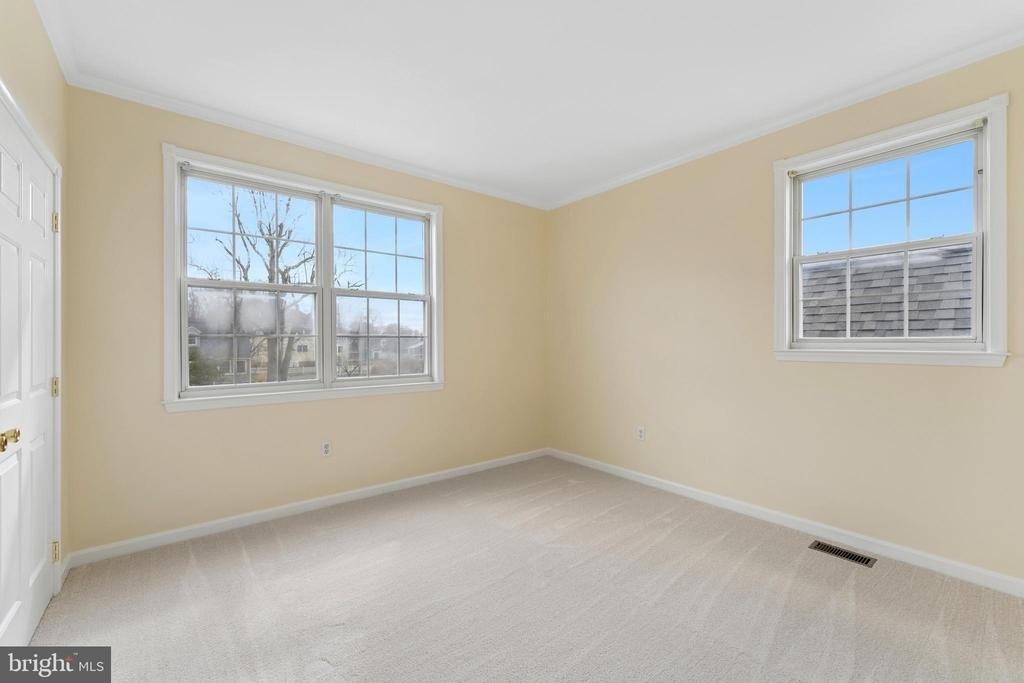 402 Linden Avenue - Photo 22