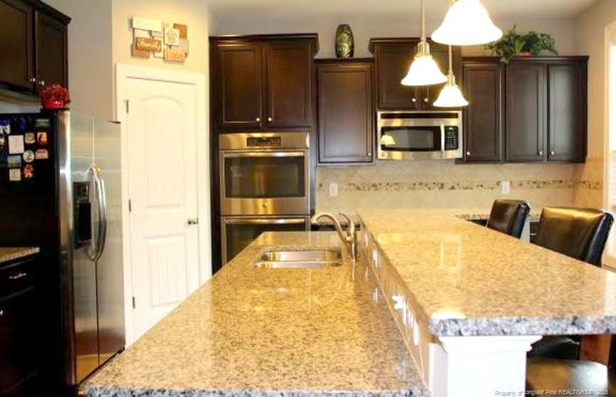 1437 Vergeland Drive - Photo 9