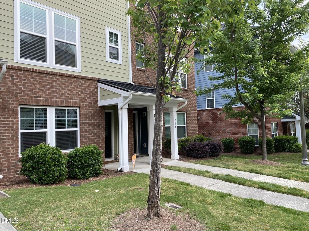 246 Michigan Avenue - Photo 1