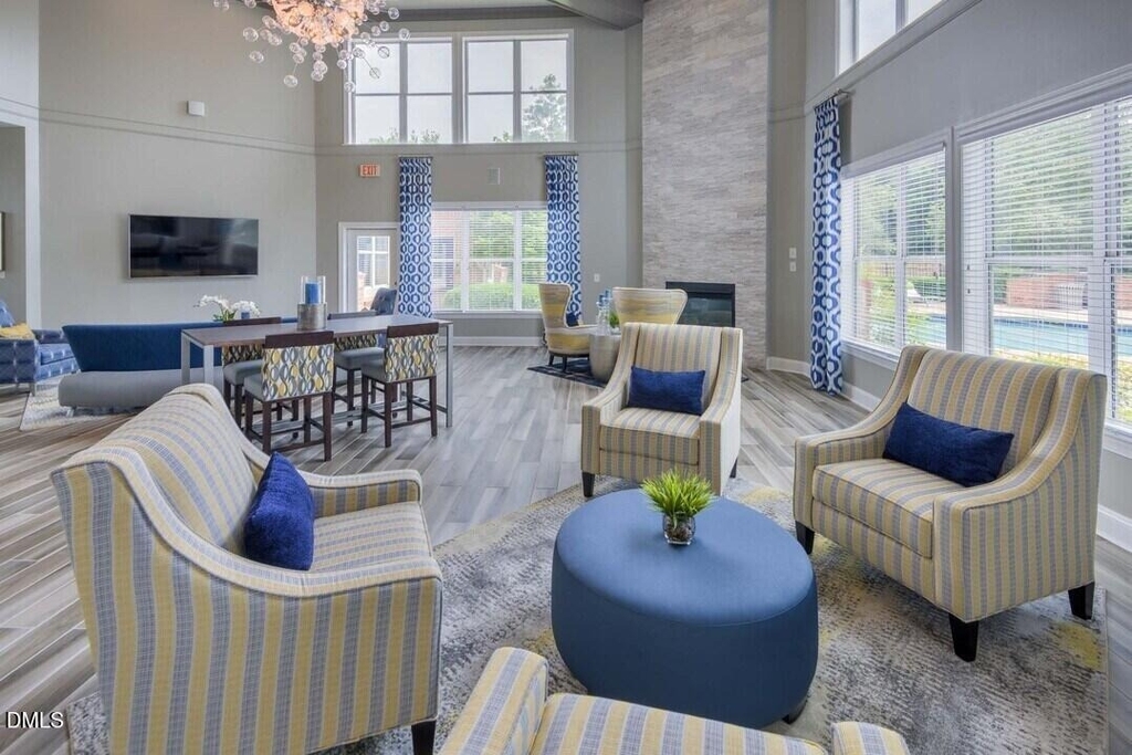 200 Edinborough Drive - Photo 9