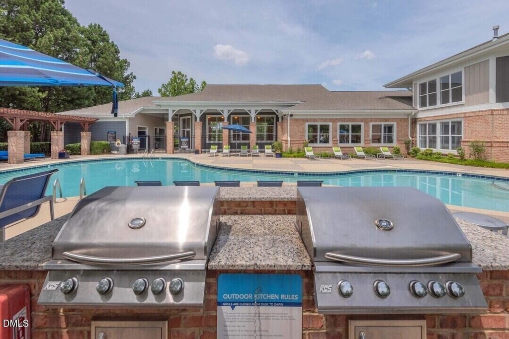 200 Edinborough Drive - Photo 4