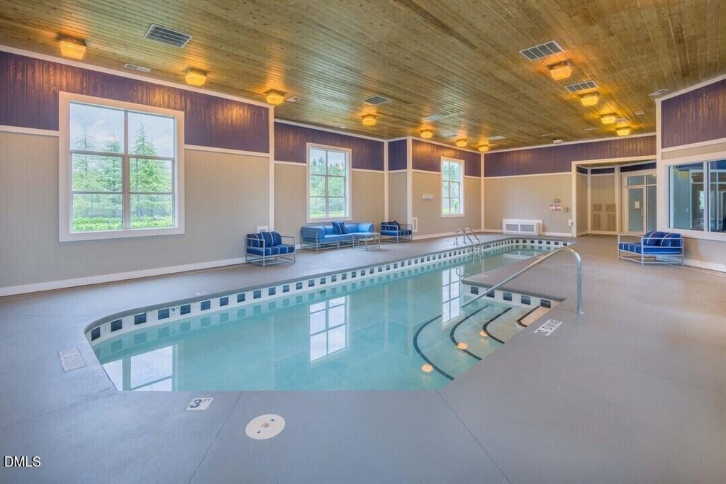 200 Edinborough Drive - Photo 3