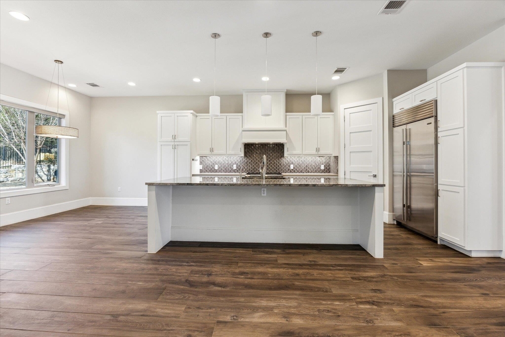 2604 Arion Cir - Photo 6