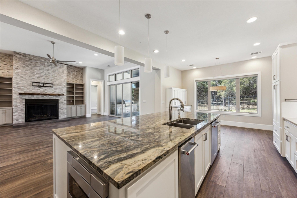 2604 Arion Cir - Photo 8