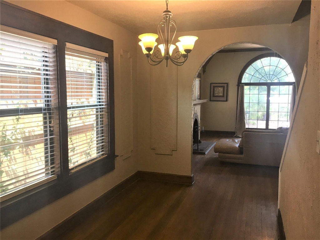 2830 San Gabriel St - Photo 9