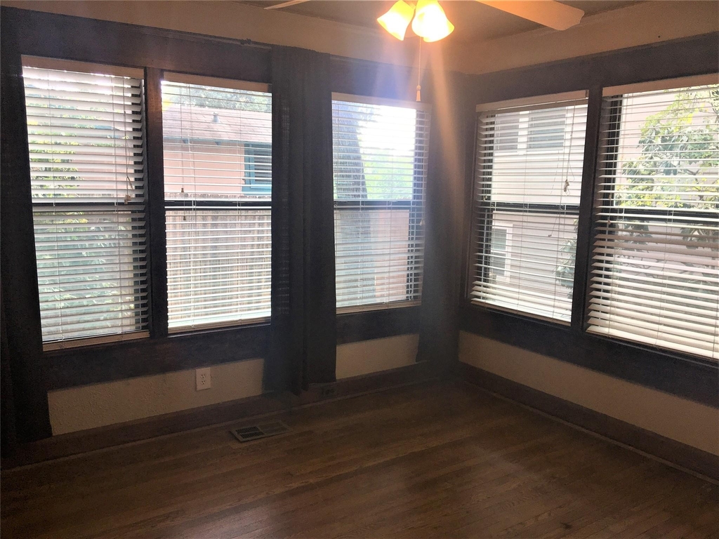 2830 San Gabriel St - Photo 10