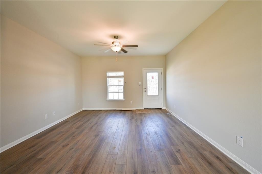 252 Mount Vernon Way - Photo 3