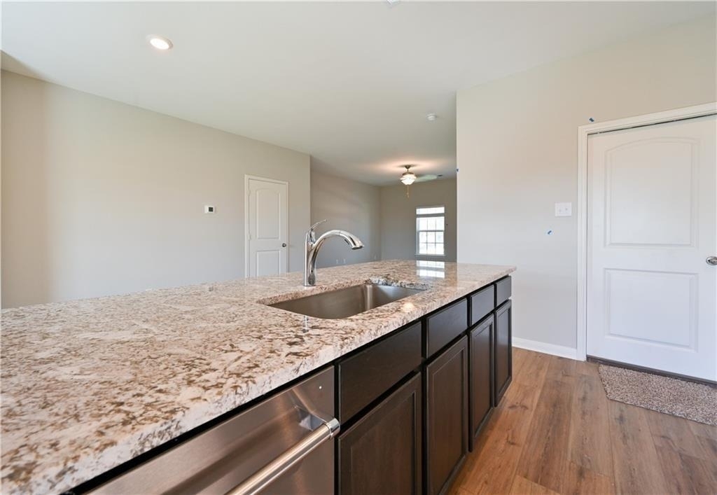 252 Mount Vernon Way - Photo 14