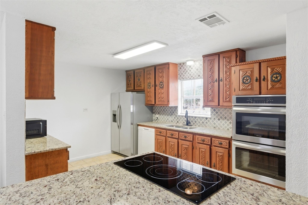 206 Oscar St - Photo 5