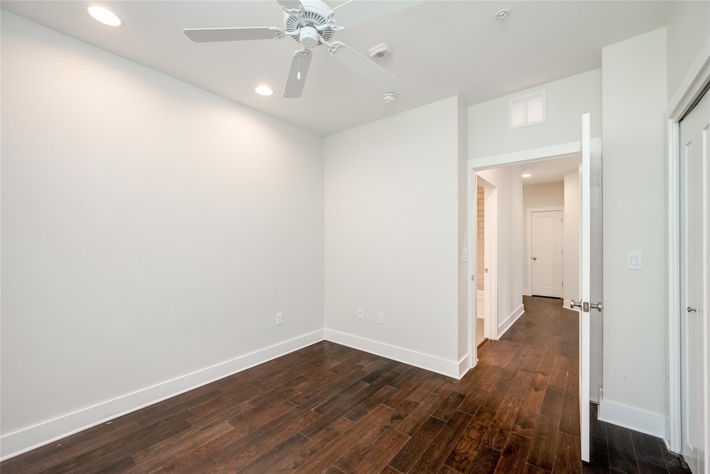908 Nueces St - Photo 14