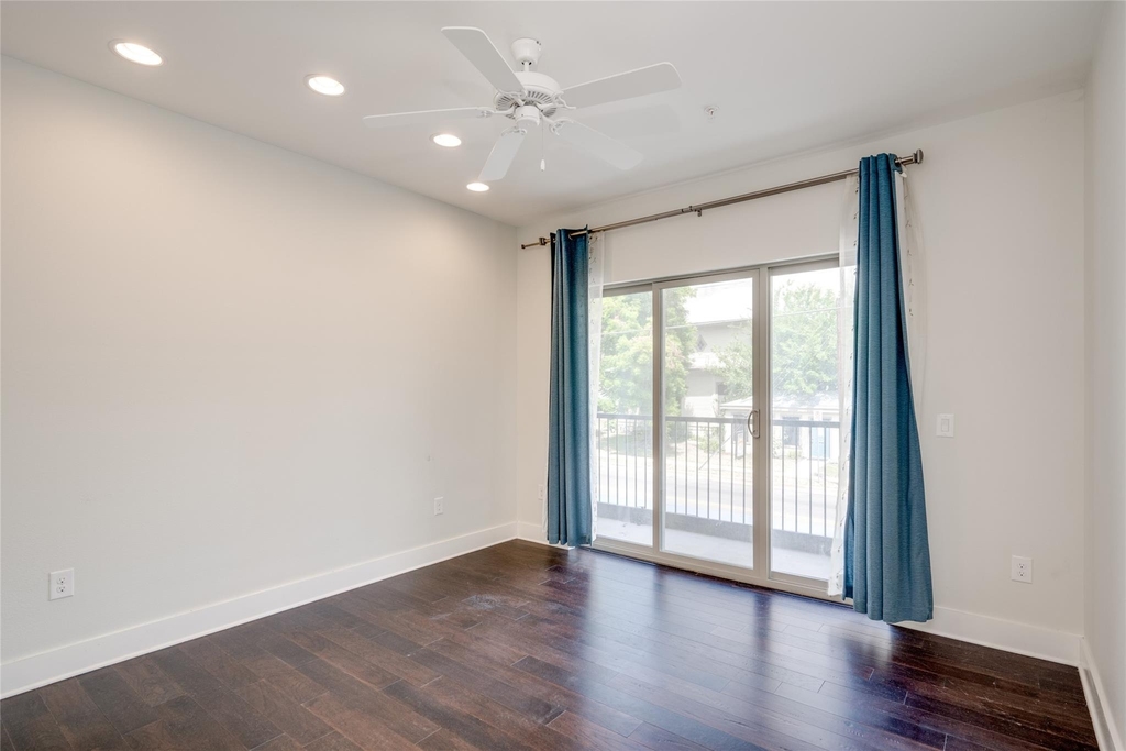 908 Nueces St - Photo 7