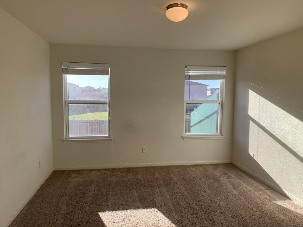 217 Denson Ln - Photo 13