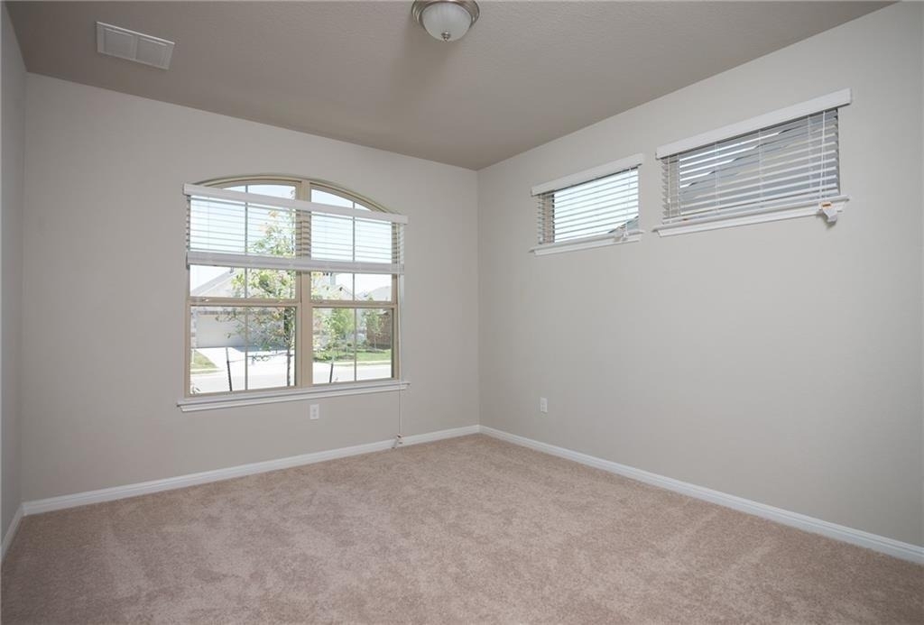 641 Schefer St - Photo 14