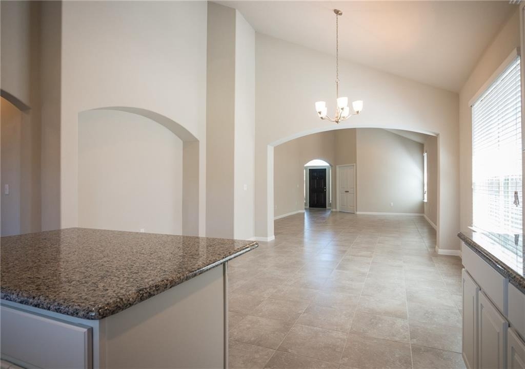 641 Schefer St - Photo 13