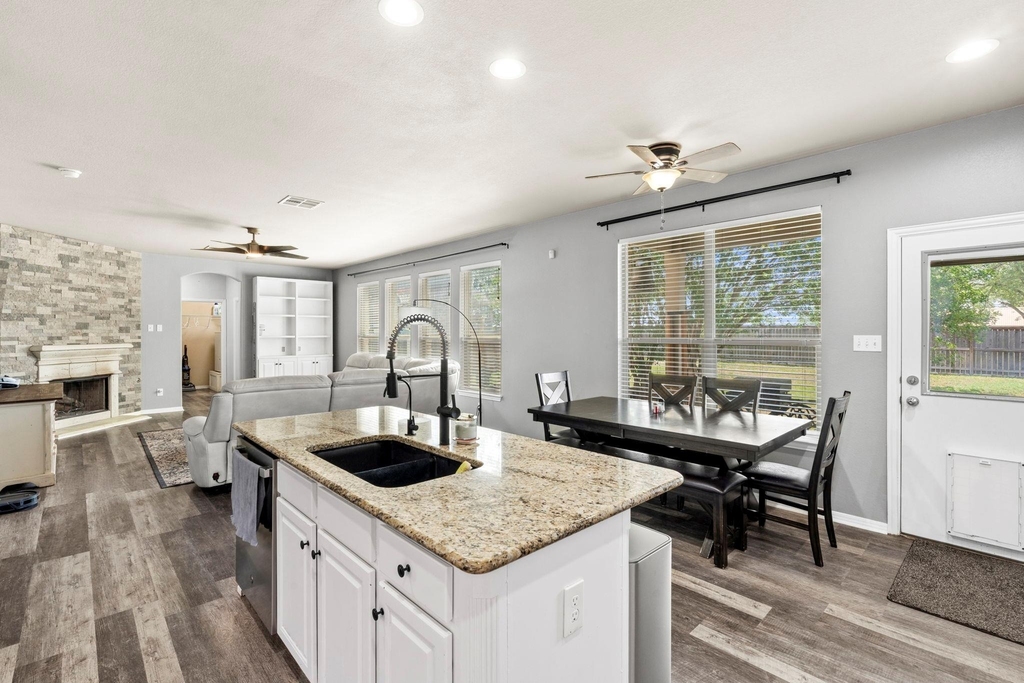 227 Sandstone Trl - Photo 7