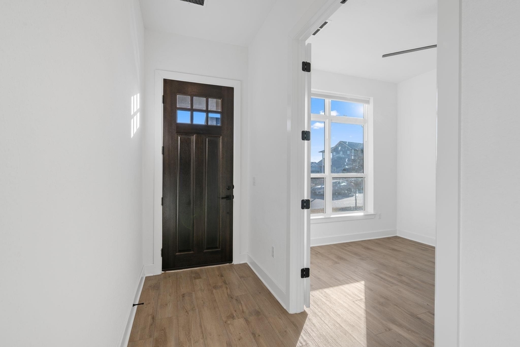 5902 Rangeland Rd - Photo 2