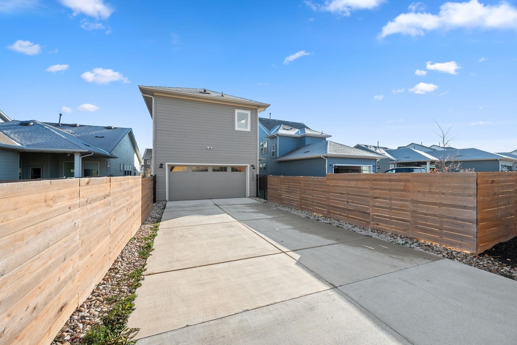 5902 Rangeland Rd - Photo 33