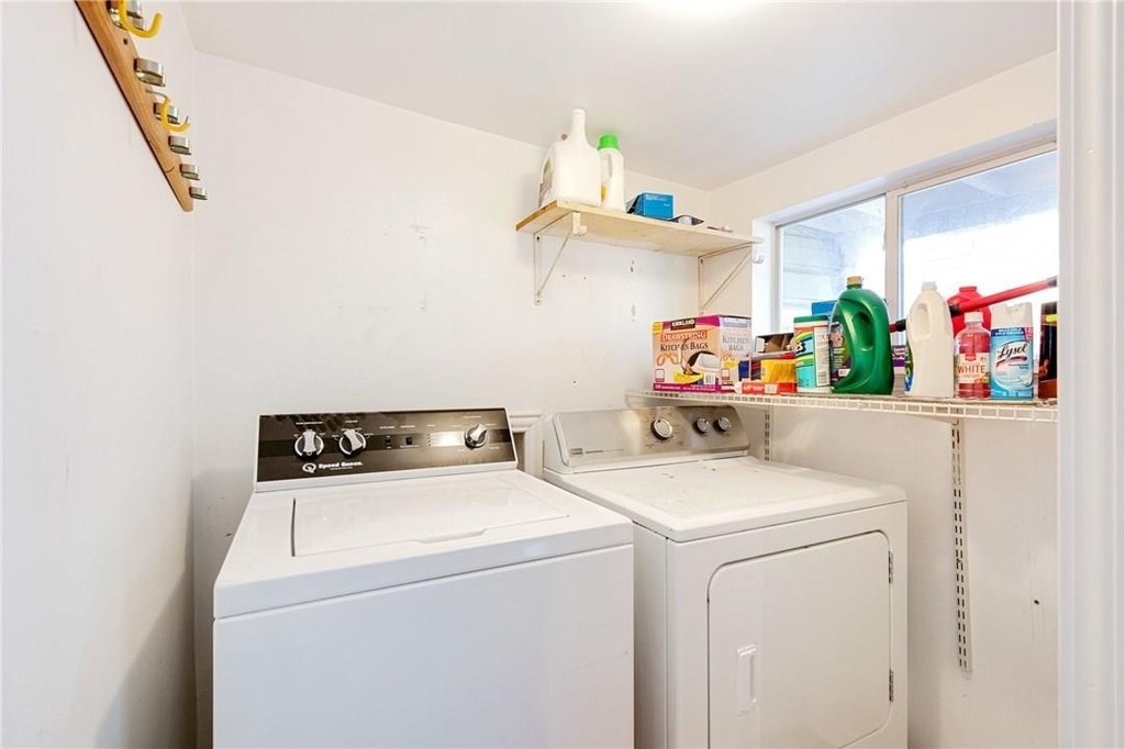 7815 Hardy Dr - Photo 11
