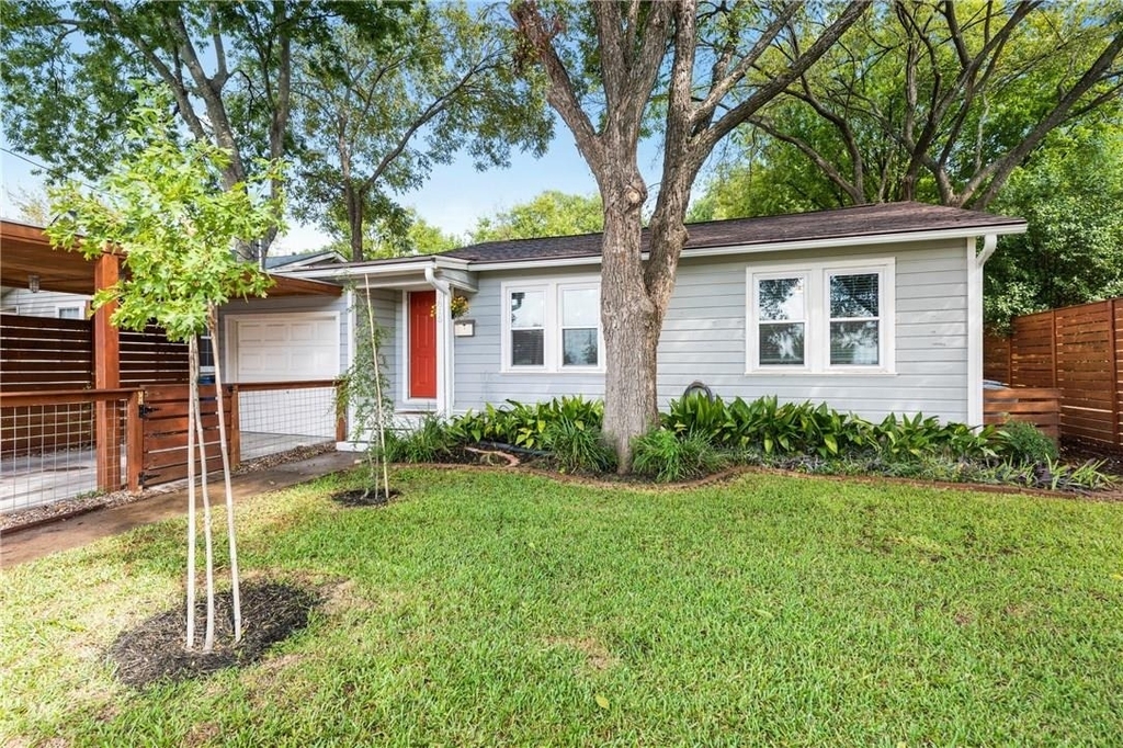 7815 Hardy Dr - Photo 22