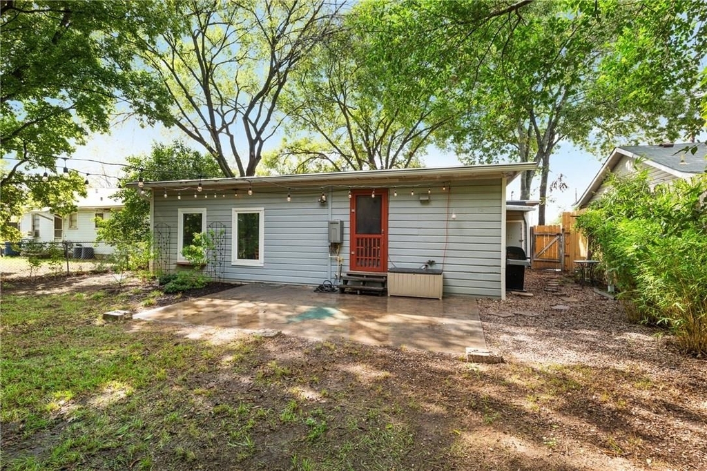 7815 Hardy Dr - Photo 17
