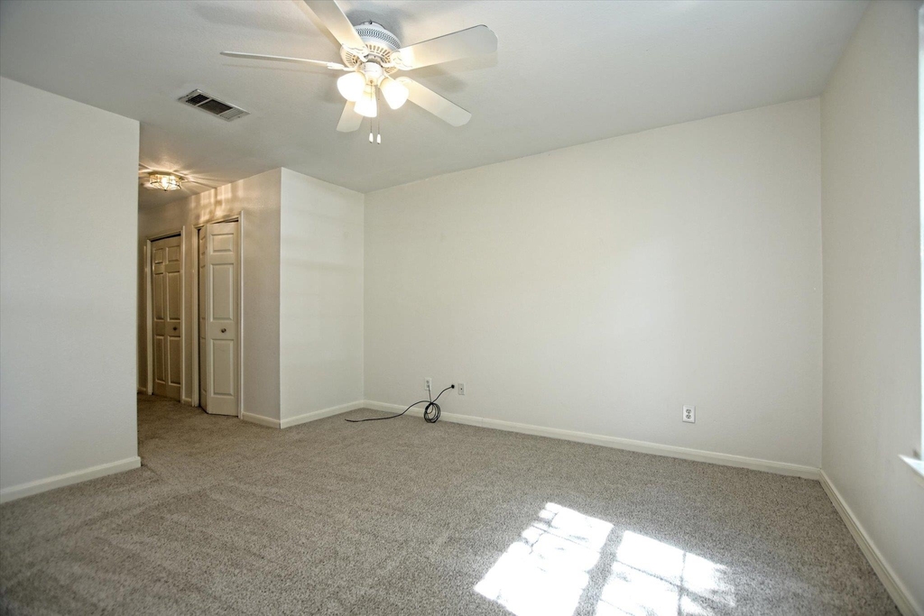 101 S Mockingbird Cir - Photo 8