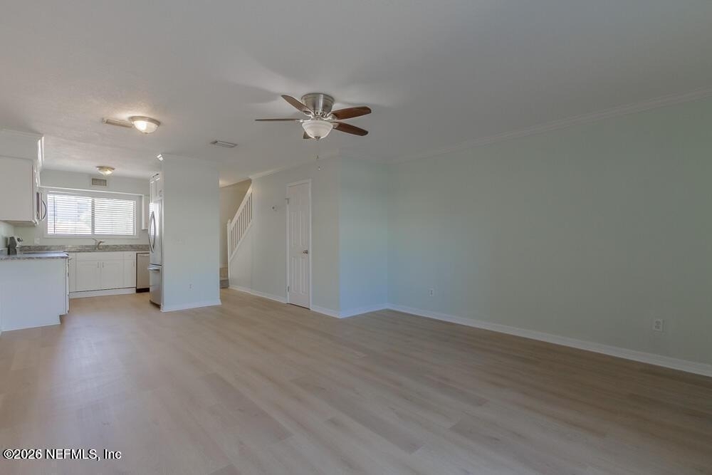 360 14th Avenue S - Photo 4