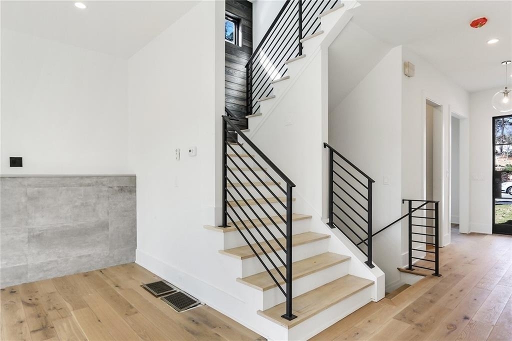 2985 Lookout Place Ne - Photo 7