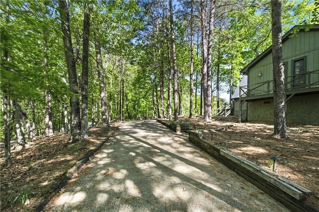 114 Cherokee Drive S - Photo 41