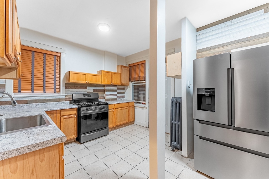 4938 W Monroe Street - Photo 2