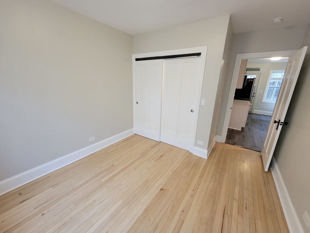 6430 N Richmond Street - Photo 10