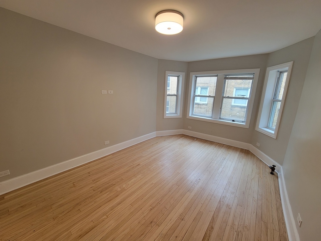 6430 N Richmond Street - Photo 3
