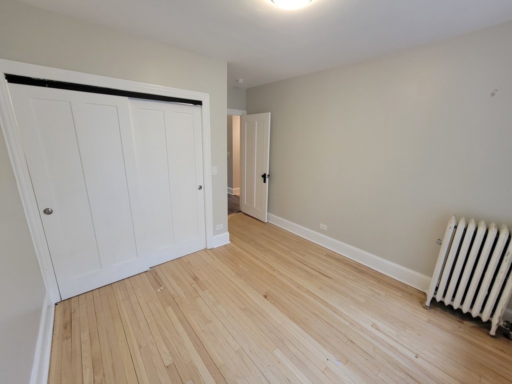6430 N Richmond Street - Photo 12