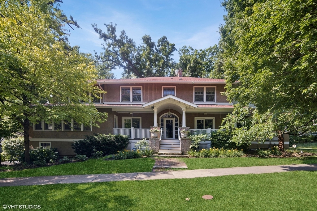 645 N Park Boulevard - Photo 0