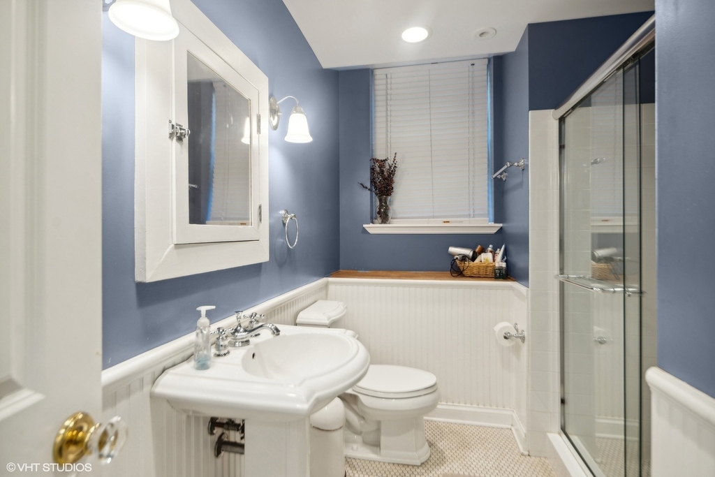 645 N Park Boulevard - Photo 18