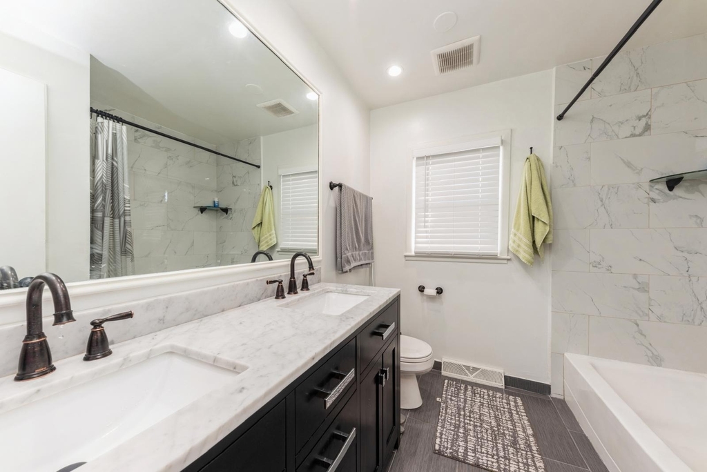 856 E Capri Drive - Photo 6