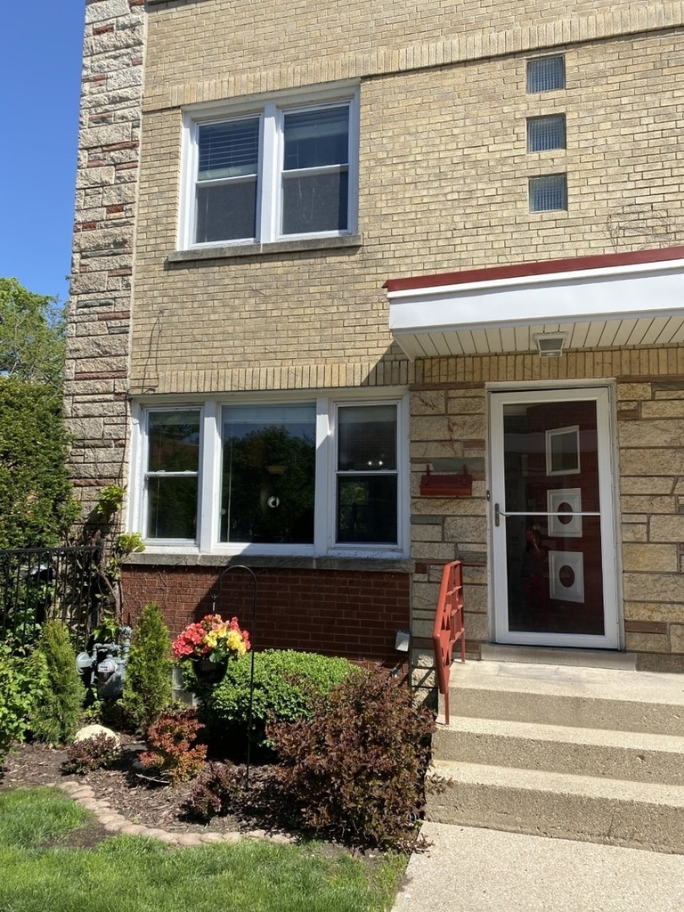 226 S Maple Avenue - Photo 0