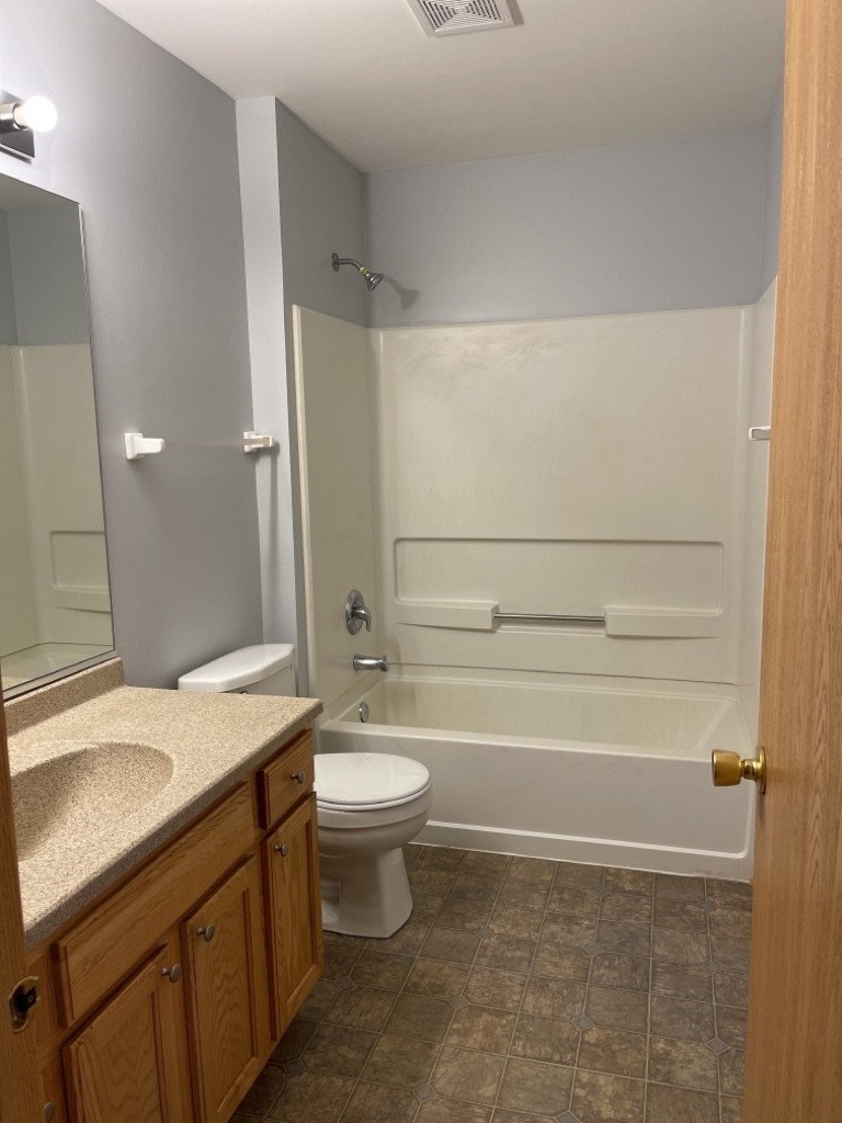 1517 Silverstone Drive - Photo 17